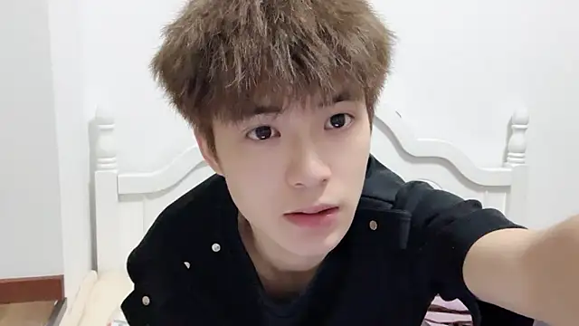 Snapshot of linger2563 chatting on October 2025 01:20:01 PM linger2563 online show from October 2025 01:20:01 PM