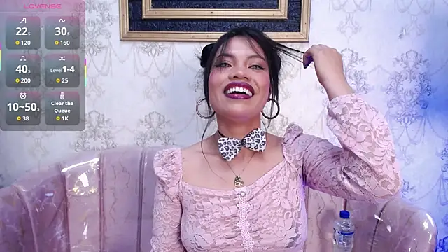 anyjones  online show from December 2025 04:17:01 AM