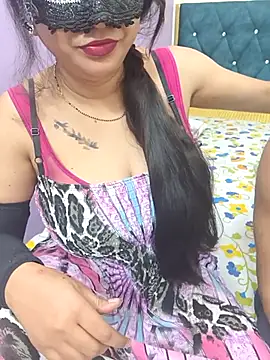 Queen Nightt online show from September 2025 04:39:01 PM