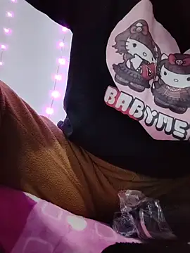 airamoon online show from November 2025 02:00:01 AM