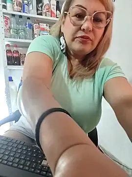 AlexxiaaMat online show from November 2025 11:02:01 AM