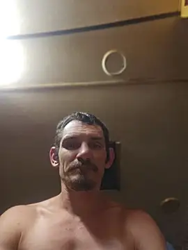 Snapshot of mike42088 chatting on July 2026 02:47:01 AM mike42088 online show from July 2026 02:47:01 AM