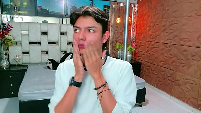 alandelrey57 online show from January 2026 07:43:02 AM