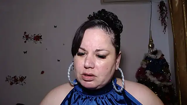 andreea2011 online show from October 2025 12:37:02 PM