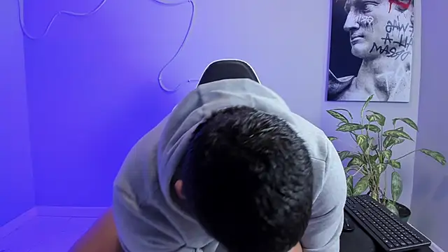 Snapshot of Maximus_Steel chatting on September 2025 11:31:02 AM Maximus Steel online show from September 2025 11:31:02 AM