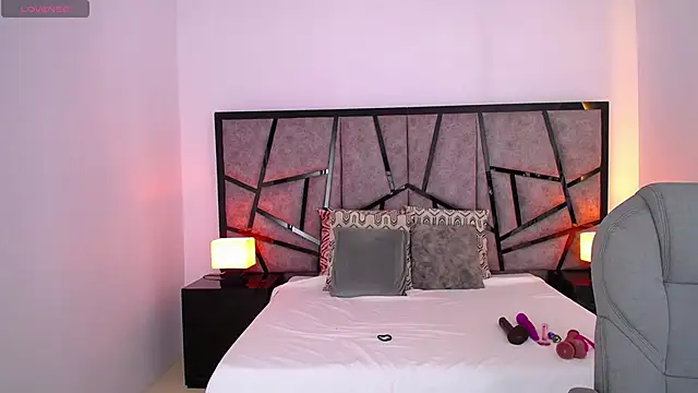 JeinnoveMontenegr0 online show from November 2025 11:54:02 AM