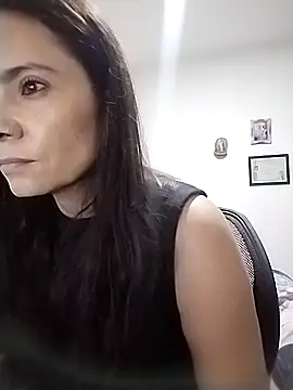 Cami Konor online show from October 2025 06:09:01 PM