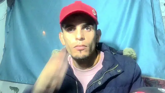 Snapshot of yourskinnybooy chatting on September 2025 12:21:02 AM yourskinnybooy online show from September 2025 12:21:02 AM