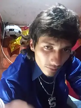 Snapshot of alexandercruz chatting on December 2025 06:52:01 AM alexandercruz online show from December 2025 06:52:01 AM