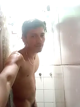 Snapshot of alexandercruz chatting on March 2026 12:12:01 AM alexandercruz online show from March 2026 12:12:01 AM