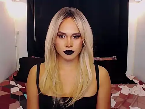 YllanaAltheaXxX online show from January 2026 02:32:01 PM