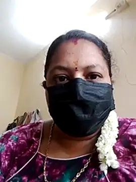 Snapshot of Tamil_jasmine12 chatting on May 2026 01:10:02 AM Tamil jasmine12 online show from May 2026 01:10:02 AM