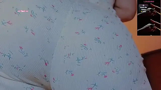 Alice-Benette online show from May 2026 09:27:01 PM