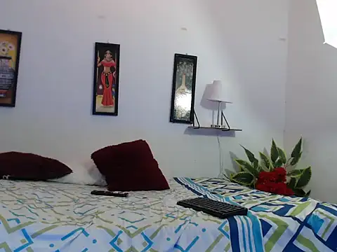 Snapshot of GinoelDal chatting on November 2025 02:24:02 AM GinoelDal online show from November 2025 02:24:02 AM