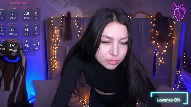 EliseVelour online show from February 2026 02:13:02 PM