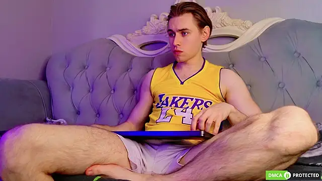 WilliamDyson online show from April 2026 03:35:01 AM