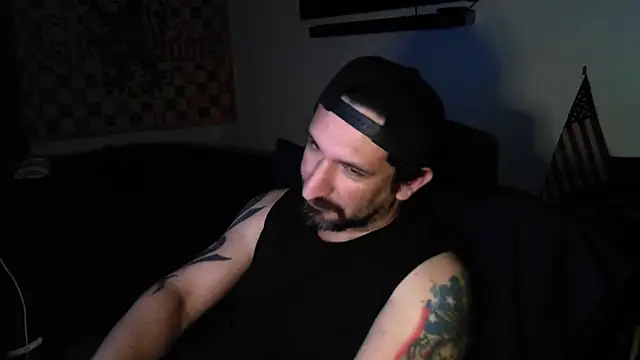 DevilPup75  online show from October 2025 12:35:02 PM