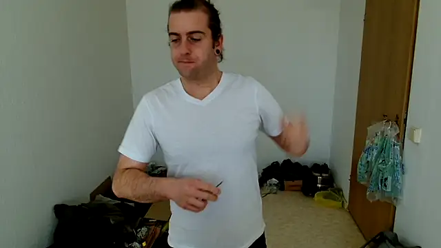 Snapshot of hei_69 chatting on December 2025 12:46:02 PM hei 69 online show from December 2025 12:46:02 PM