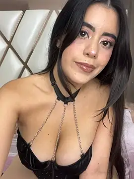 Snapshot of CoralineRusso1 chatting on July 2026 10:09:01 AM CoralineRusso1 online show from July 2026 10:09:01 AM