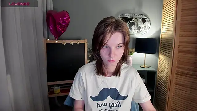 Madelaineses online show from October 2025 02:40:02 PM