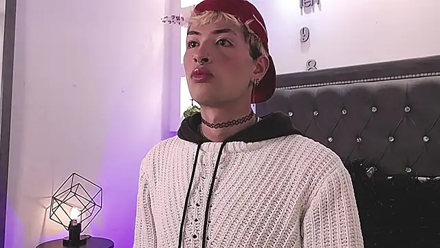 OzorioDany online show from September 2025 04:01:02 AM