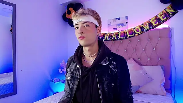 OzorioDany online show from October 2025 03:53:01 AM