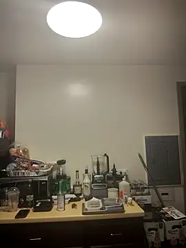 MzGigglez69 online show from April 2026 10:36:02 PM