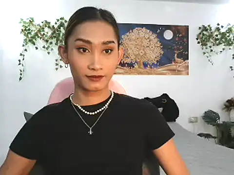 youarea dreamer online show from December 2025 07:22:01 PM