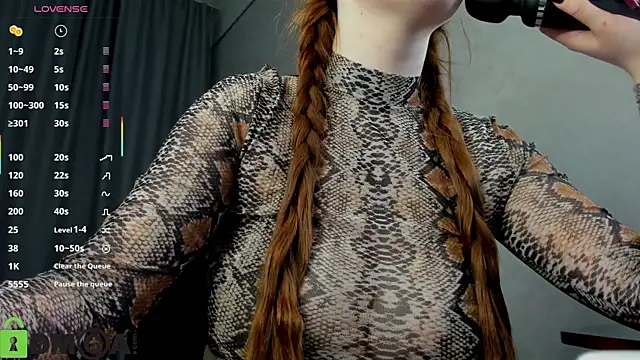 Roxy Sunnny online show from October 2025 09:21:01 AM