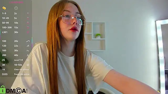 Roxy Sunnny online show from October 2025 09:21:02 AM