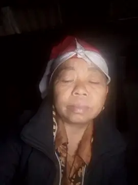 Snapshot of VangLe73 chatting on January 2026 05:44:02 AM VangLe73 online show from January 2026 05:44:02 AM