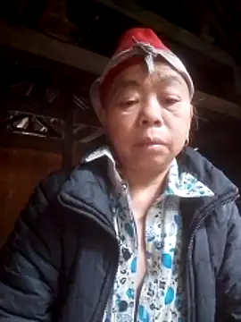 Snapshot of VangLe73 chatting on February 2026 04:10:01 AM VangLe73 online show from February 2026 04:10:01 AM