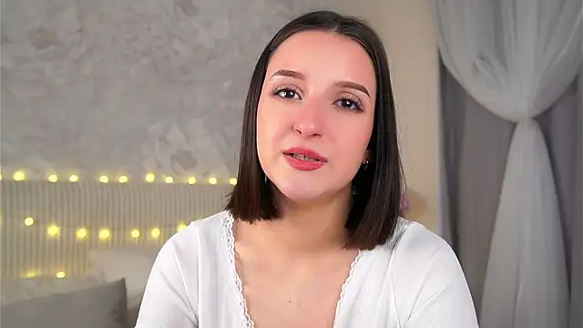 FalineBeacher online show from March 2026 01:11:02 AM