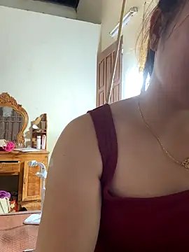 Moan Mary online show from October 2025 10:45:01 AM