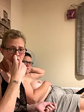 Curvy-Jinx online show from November 2025 10:34:02 PM