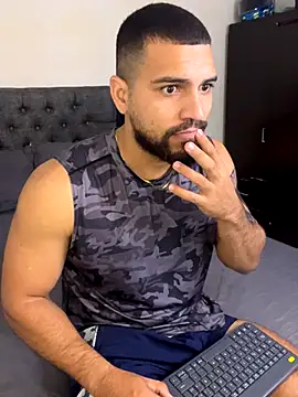 vincentjaxon online show from October 2025 12:24:01 PM