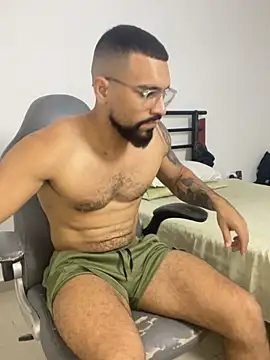 vincentjaxon online show from February 2026 06:59:02 PM