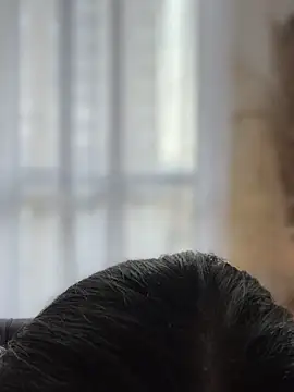 Sofi Leal online show from October 2025 12:01:02 PM