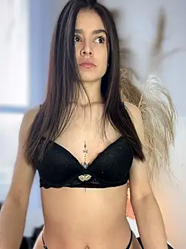 Sofi Leal online show from November 2025 11:54:01 AM