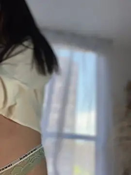 Sofi Leal online show from November 2025 11:54:01 AM