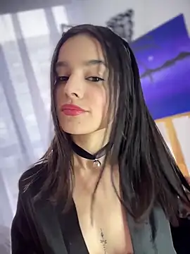 Sofi Leal online show from April 2026 02:18:02 PM