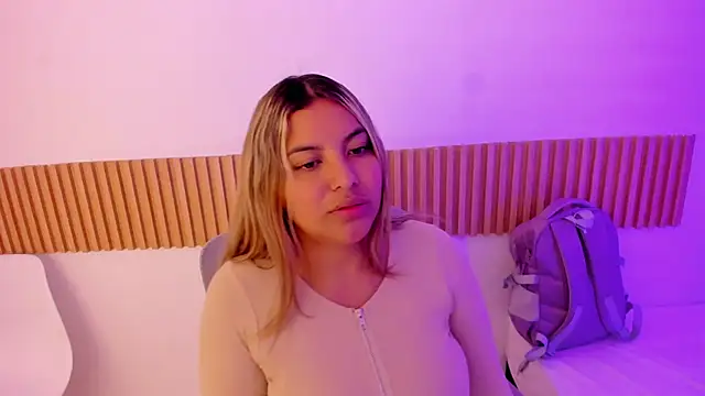 OliviaSweett online show from April 2026 07:36:01 PM