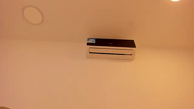 OliviaSweett online show from May 2026 04:38:01 PM