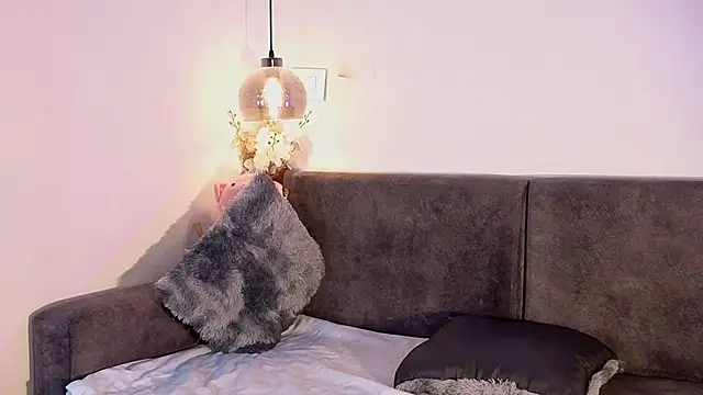 littlee Sophi  online show from December 2025 12:27:02 AM