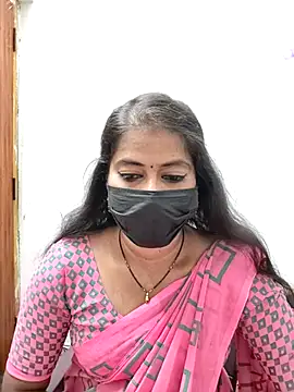 Snapshot of tamil_Sigappu_Roja chatting on June 2026 12:33:02 AM tamil Sigappu Roja online show from June 2026 12:33:02 AM