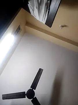 Snapshot of Devi-with-Ram chatting on October 2025 09:18:02 AM Devi-with-Ram online show from October 2025 09:18:02 AM