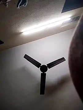 Snapshot of Devi-with-Ram chatting on November 2025 06:18:02 AM Devi-with-Ram online show from November 2025 06:18:02 AM