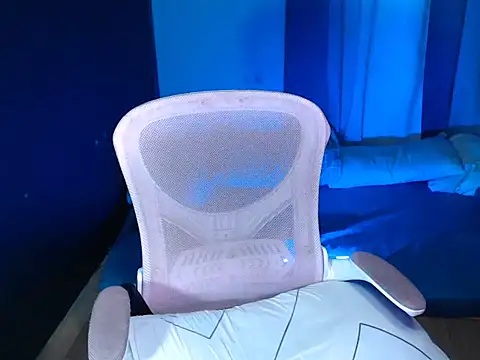 kiamiller x online show from January 2026 06:40:01 AM