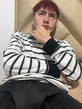 AlexanderCollman online show from December 2025 08:04:01 PM