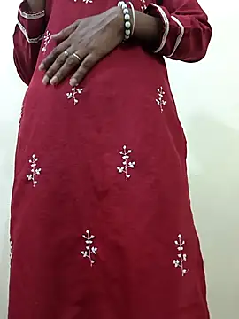 Alia-00 online show from November 2025 04:03:01 AM